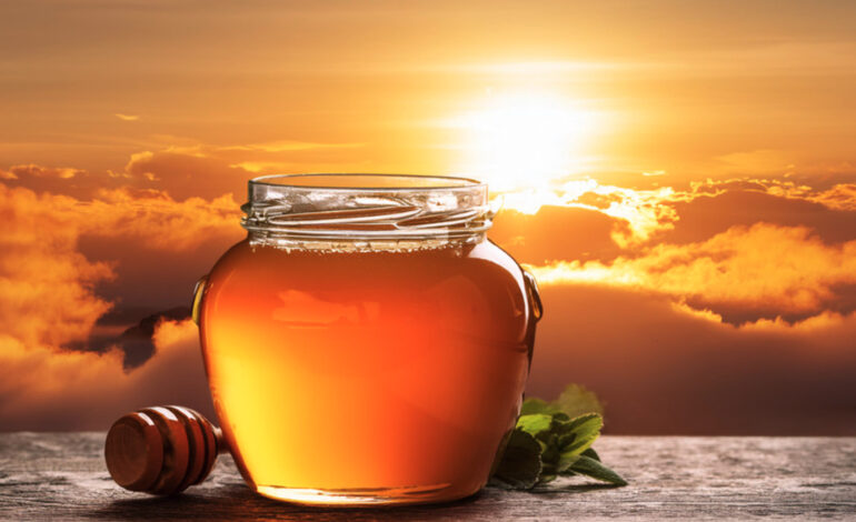 How to Use Honey for Natural Skincare