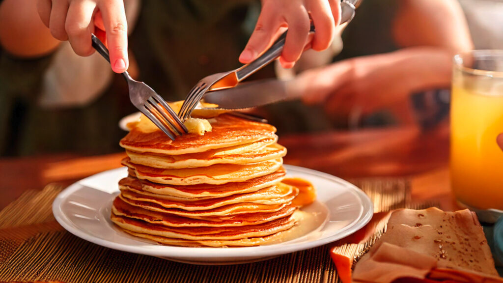 Warm pancakes for sunday breakfast